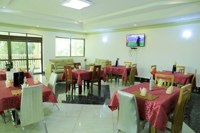 Imagen del bar/restaurante del Hotel Victoria Royal Beach. Foto 2