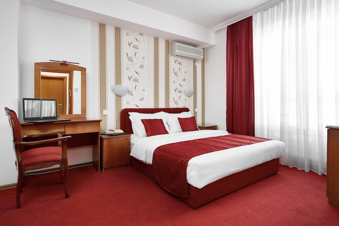 Imagen de la habitación del Hotel Victoria, SKOPJE. Foto 16