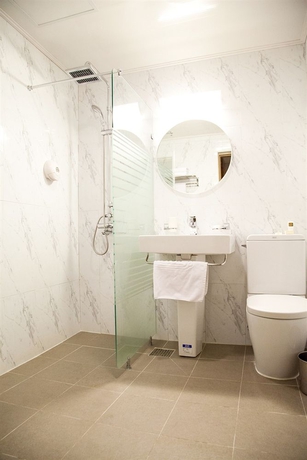 Imagen de la habitación del Hotel Victoria, Seul. Foto 10