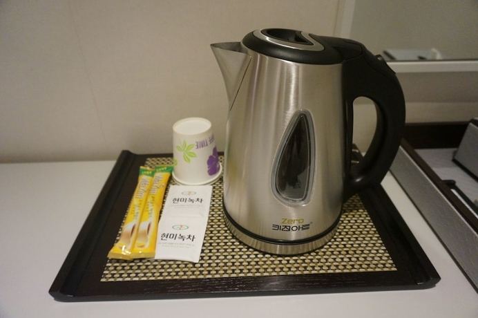 Imagen de la habitación del Hotel Victoria, Seul. Foto 2