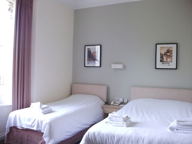 Imagen de la habitación del Hotel Victoria Square. Foto 5