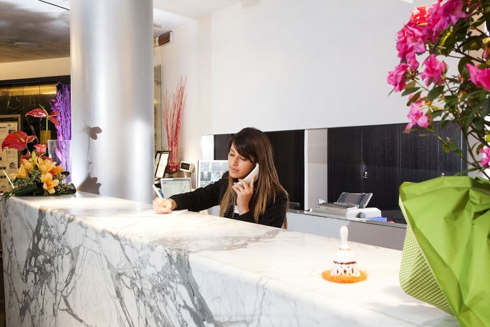 Imagen de los interiores del Hotel Victoria Terme. Foto 17