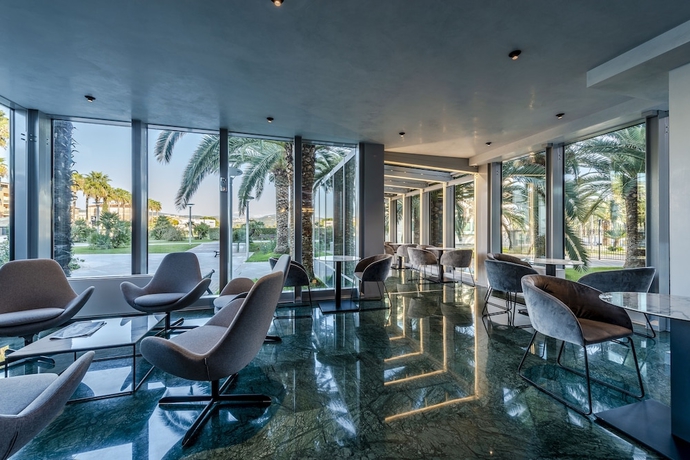 Imagen de los interiores del Hotel Victoria Terme. Foto 19