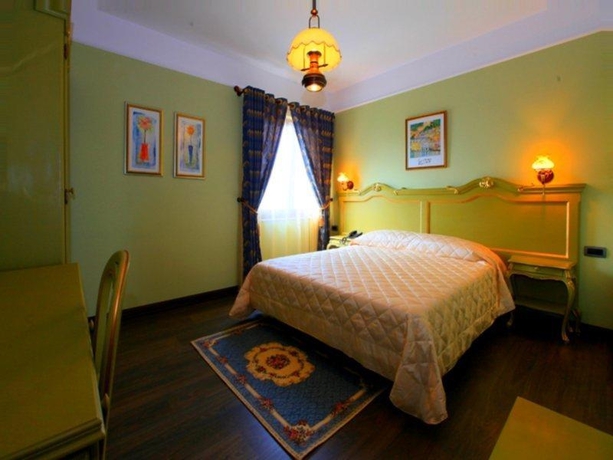 Imagen general del Hotel Victoria, Tirana. Foto 4