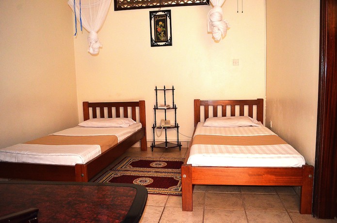 Imagen de la habitación del Hotel Victoria Travel. Foto 12