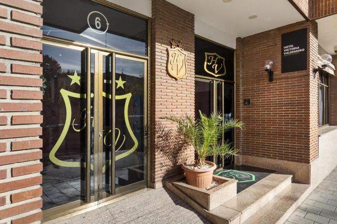 Imagen de los exteriores del Hotel Victoria, Valdemoro. Foto 11