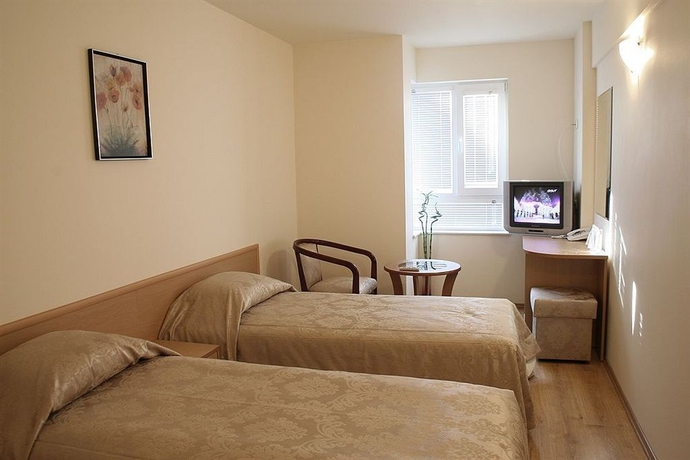 Imagen de la habitación del Hotel Victoria, Varna Ciudad. Foto 2
