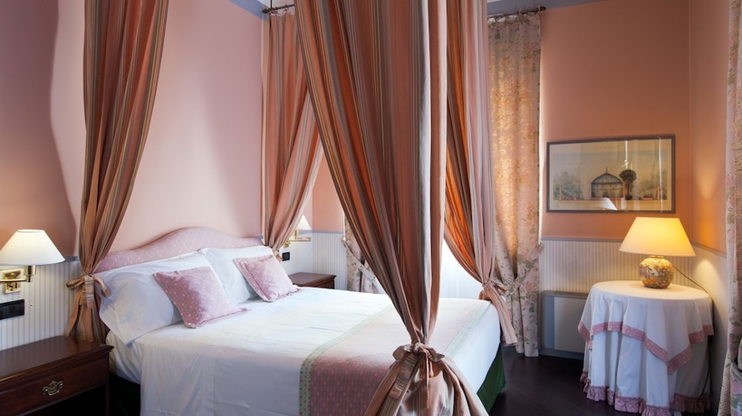 Imagen de la habitación del Hotel Victoria and Iside Spa. Foto 6