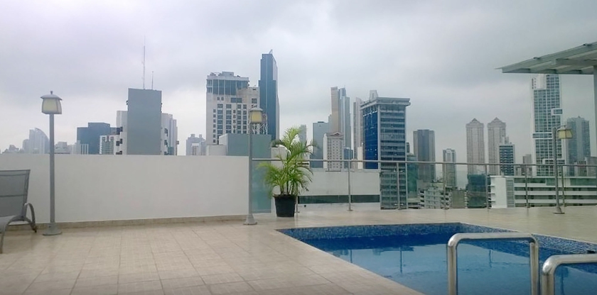 Imagen de la piscina del Hotel Victoria and Suites Panama. Foto 16