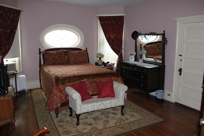 Imagen de la habitación del Hotel Victorian Charm Inn. Foto 3