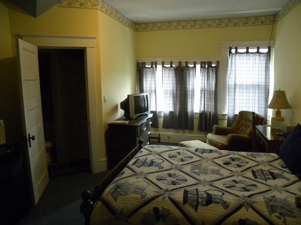 Imagen de la habitación del Hotel Victorian Charm Inn. Foto 9