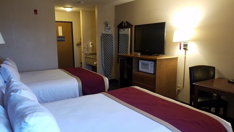 Imagen de la habitación del Hotel Victorian Inn and Suites. Foto 5