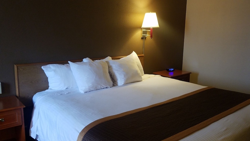 Imagen de la habitación del Hotel Victorian Inn and Suites. Foto 8