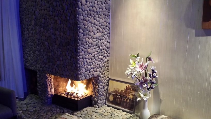 Imagen del bar/restaurante del Hotel Victorie. Foto 2