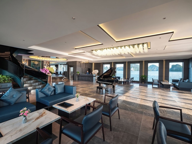 Imagen de los interiores del Hotel Victorious Cruise. Foto 16