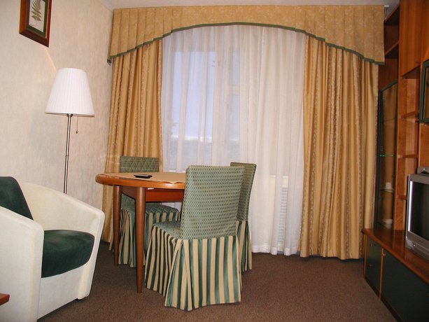 Imagen de la habitación del Hotel Victoriya. Foto 4