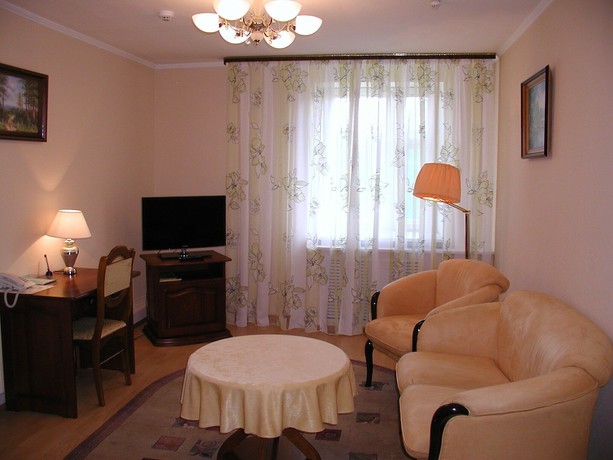 Imagen de la habitación del Hotel Victoriya. Foto 13