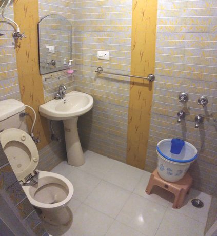 Imagen de la habitación del Hotel Victoriya Palace. Foto 10