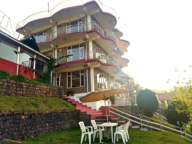Imagen de los interiores del Hotel Victoriya Palace. Foto 19