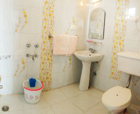 Imagen de la habitación del Hotel Victoriya Palace. Foto 16