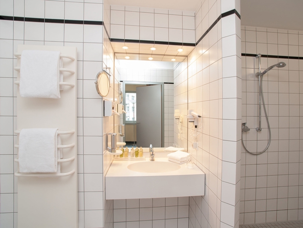 Imagen de la habitación del Hotel Victor's Residenz-hotel Berlin-tegel. Foto 10