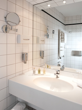 Imagen de la habitación del Hotel Victor's Residenz-hotel Berlin-tegel. Foto 11
