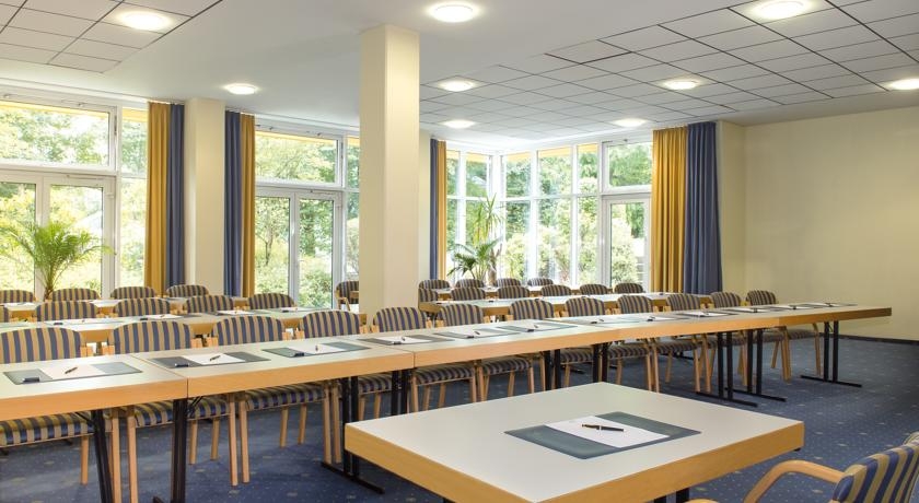 Imagen de los interiores del Hotel Victor's Residenz-hotel Gummersbach. Foto 9