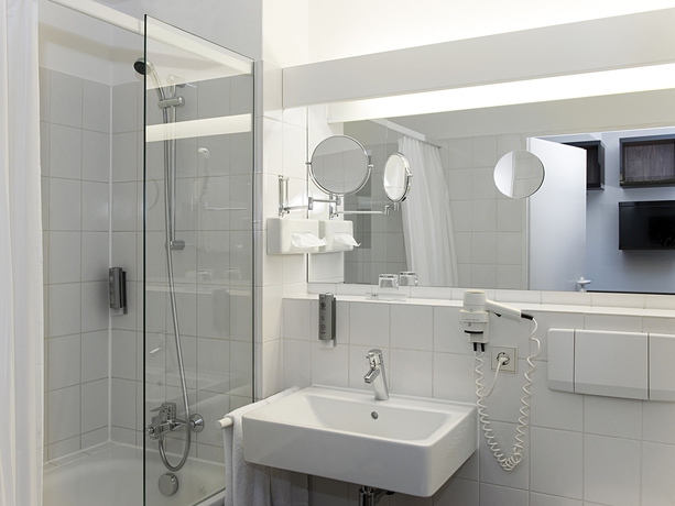 Imagen de la habitación del Hotel Victor's Residenz-hotel München. Foto 7