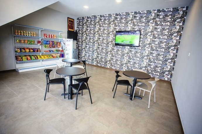 Imagen de los interiores del Hotel Victory City. Foto 14