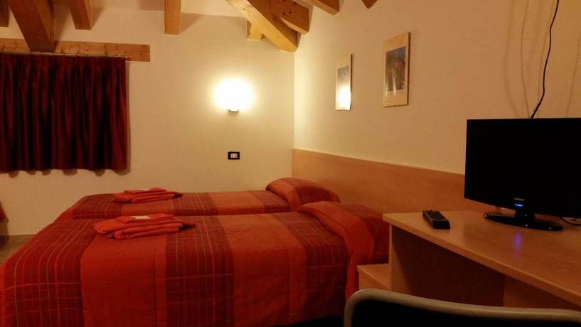 Imagen de la habitación del Hotel Victory Dermulo di Predaia. Foto 17