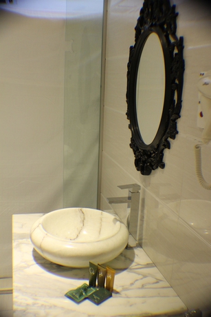 Imagen de la habitación del Hotel Victory Exclusive Boutique. Foto 10