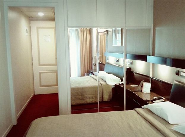 Imagen de la habitación del Hotel Victory Inn, Atenas. Foto 8