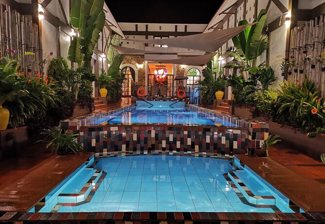 Imagen general del Hotel Victory Road Villas. Foto 8