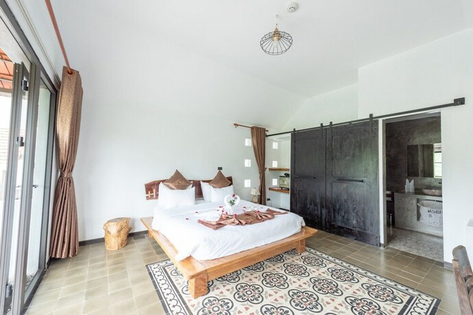 Imagen de la habitación del Hotel Victory Road Villas. Foto 16