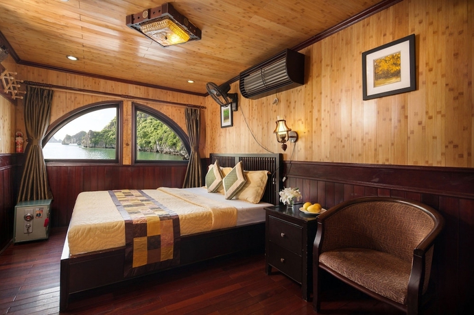 Imagen de la habitación del Hotel Victory Star Cruise. Foto 17