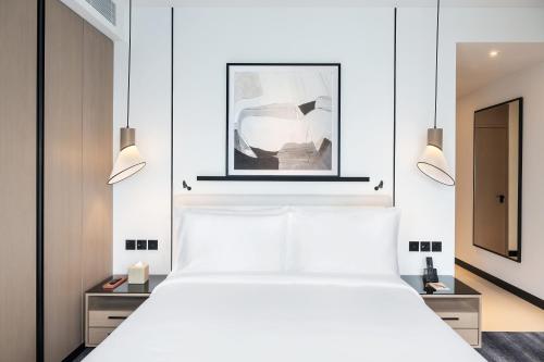 Imagen de la habitación del Hotel Vida Dubai Marina and Yacht Club. Foto 17