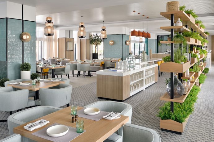 Imagen del bar/restaurante del Hotel Vida Emirates Hills. Foto 2