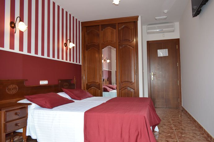 Imagen de la habitación del Hotel Vida Ostra Marina. Foto 15