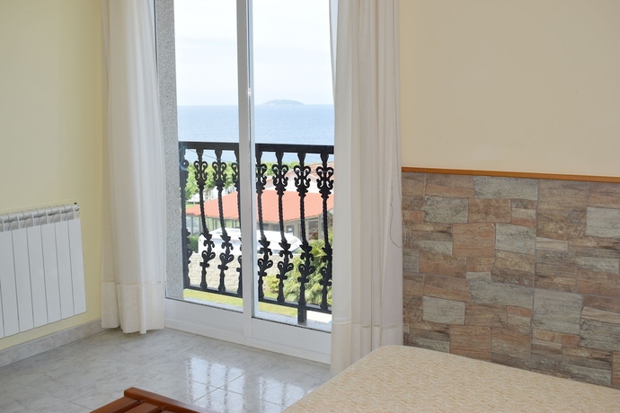 Imagen de la habitación del Hotel Vida Playa Paxariñas. Foto 10