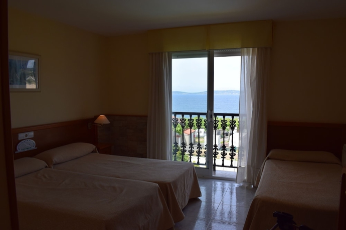 Imagen de la habitación del Hotel Vida Playa Paxariñas. Foto 15