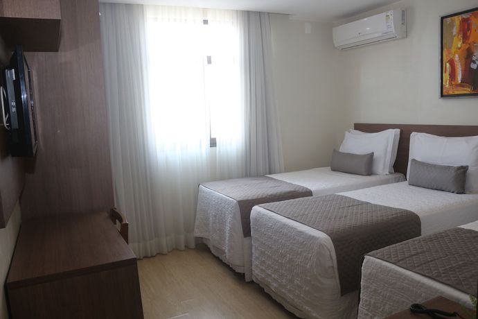 Imagen de la habitación del Hotel Vida Plaza. Foto 13