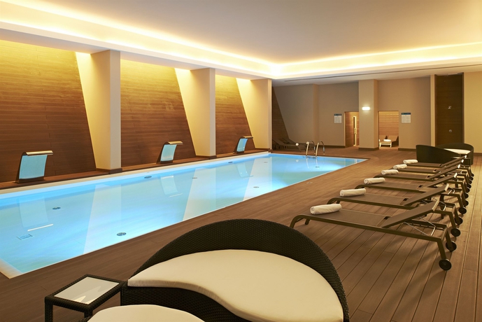 Imagen de la piscina del Hotel Vidamar Resort Algarve. Foto 14