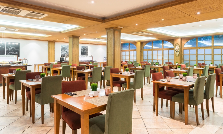 Imagen del bar/restaurante del Hotel Vielha Val D'arán, Affiliated By Meliá. Foto 2