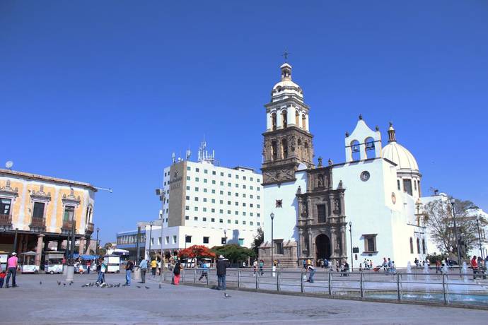 Imagen general del Hotel Viena, Irapuato. Foto 2