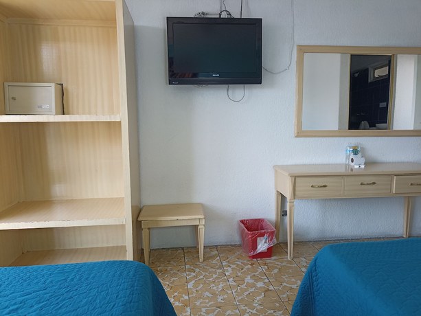 Imagen de la habitación del Hotel Viena, Irapuato. Foto 15
