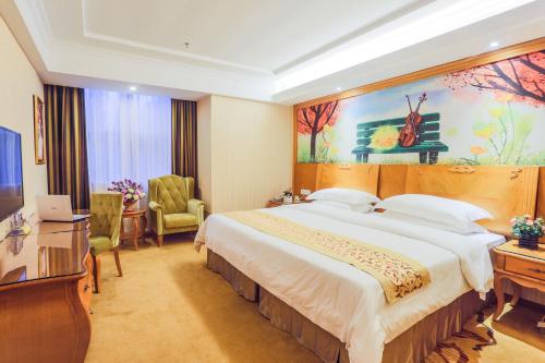 Imagen de la habitación del Hotel Vienna 3 Best Chaozhou Ancient City. Foto 8