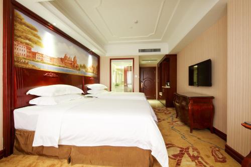Imagen general del Hotel Vienna 3 Best Exhibition Center Chigang Road. Foto 2