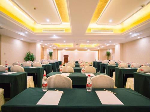 Imagen general del Hotel Vienna 3 Best Shanghai Baoshan Fengxiang Road. Foto 4