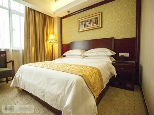Imagen general del Hotel Vienna 3 Best Shenzhen Pinghu Fumin Road. Foto 3