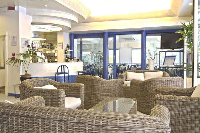Imagen de los interiores del Hotel Vienna, Bellaria-Igea Marina. Foto 18